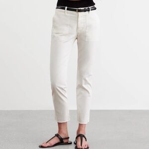 Nili Lotan “Jenna” pant in white. Size 8